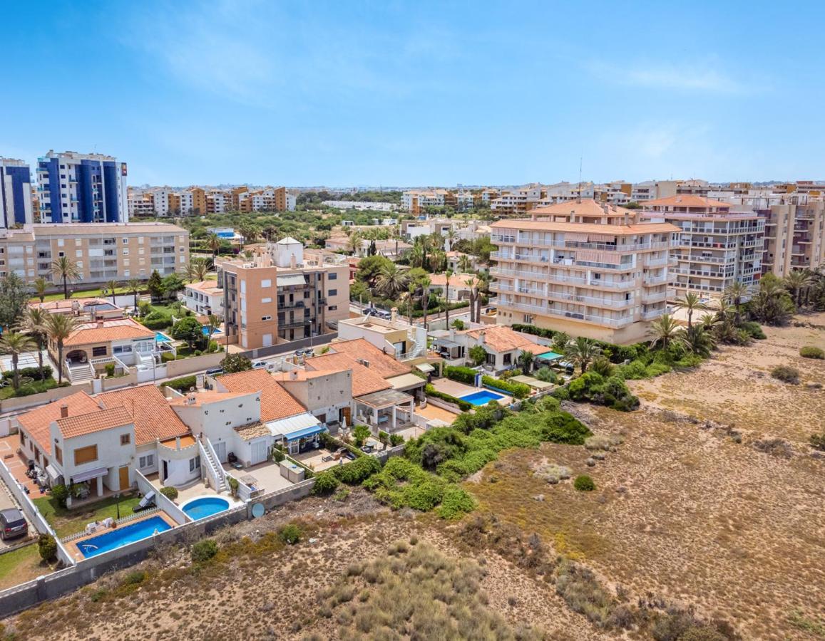 Villa Beautiful House With Sea Views And Private Pool à Torrevieja Extérieur photo