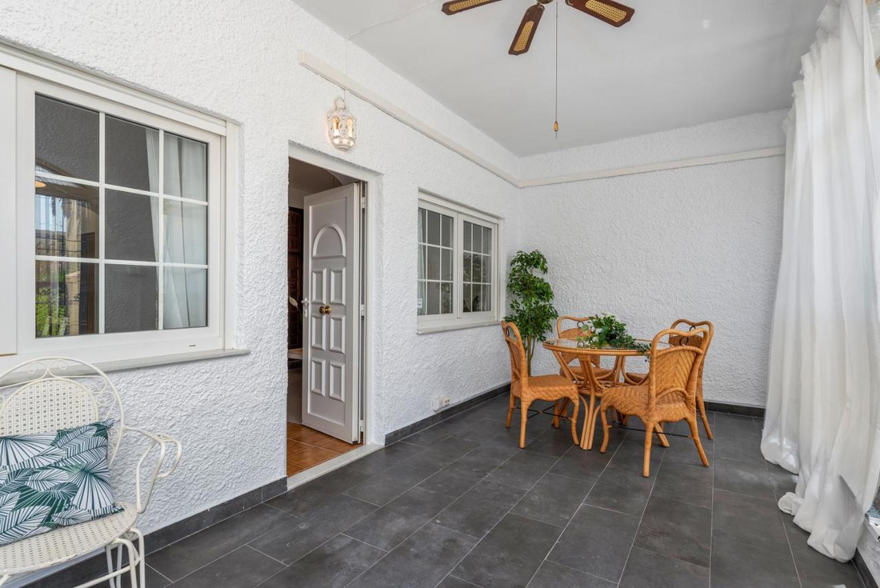 Villa Beautiful House With Sea Views And Private Pool à Torrevieja Extérieur photo